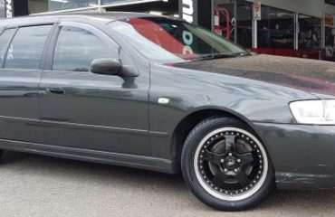 Kris's BF Falcon Fa-5 17x7.5 BML Achilles 235.45x17 atr2