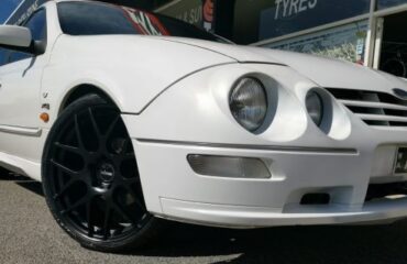 Ashleys 2001 AU XR8 fitted with King Reload 20x8.5 and Achilles 245.30 x 20 ATR Sports